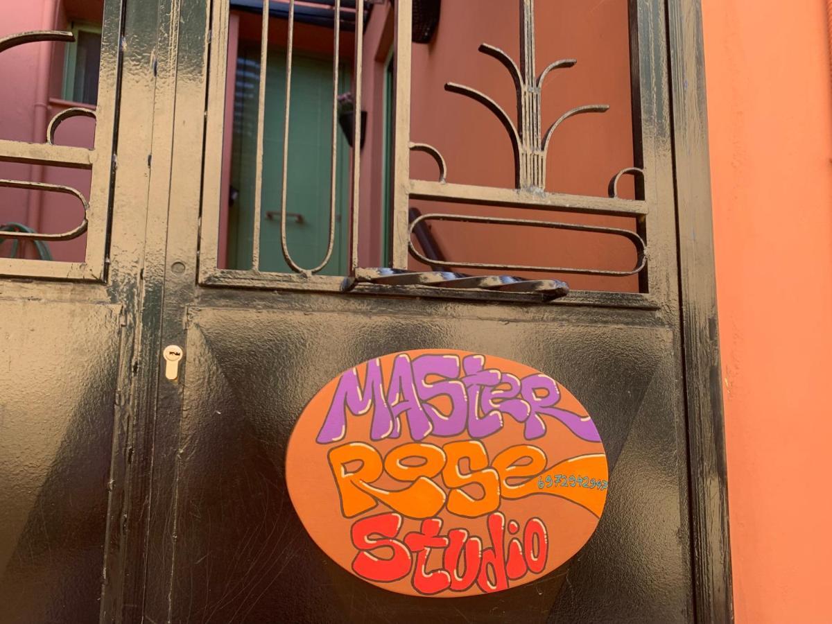 Master Rose Studio In Old Town 纳夫普利翁 外观 照片